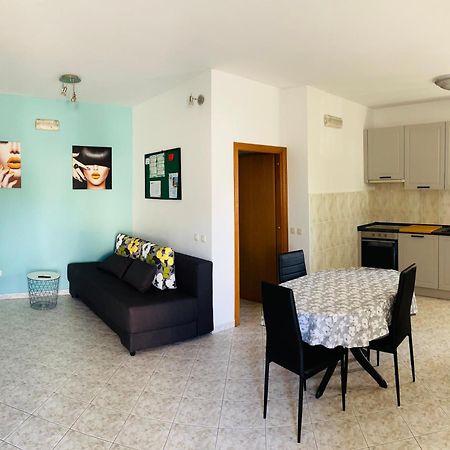 Apartman Karmen Трогир Екстериор снимка